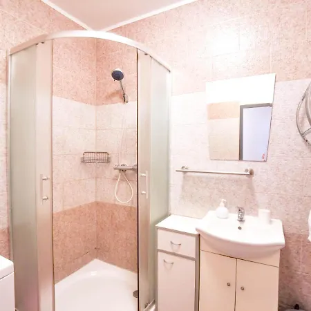 Apartment Hroncova, Near Centre And Park, Quiet Location